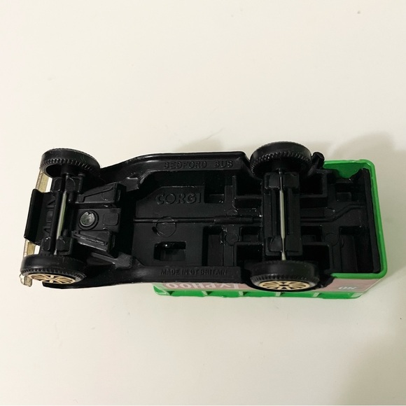 Lot of 3 Corgi Cars Juniors Racing Porsche Wigwam Van Camper Bedford Typhoo Bus - Picture 8 of 14